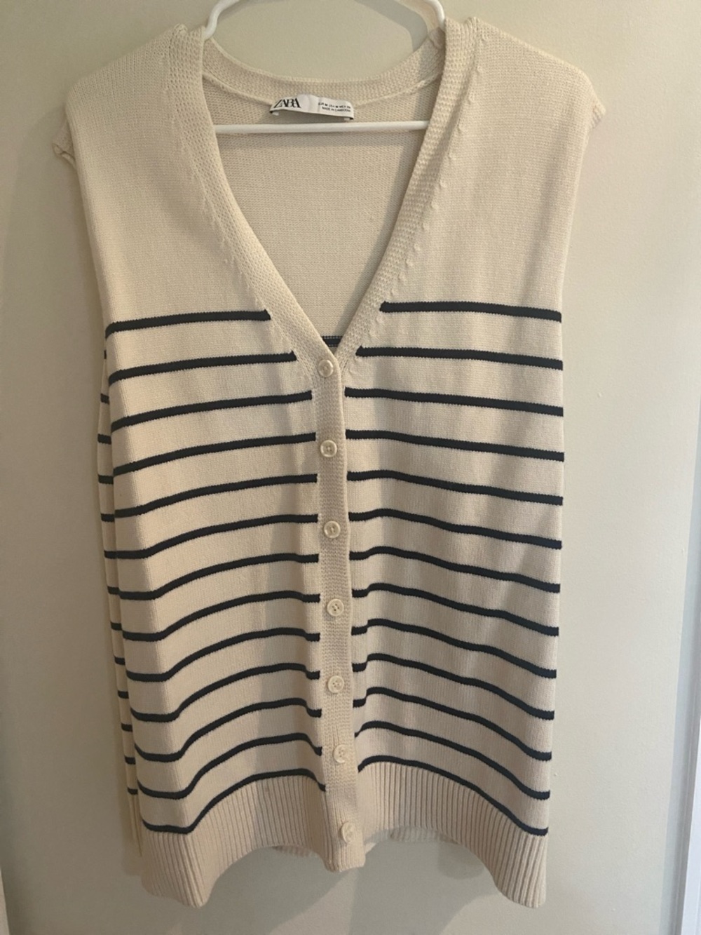 Zara Cream Sleeveless Knit Vest with Navy Stripes